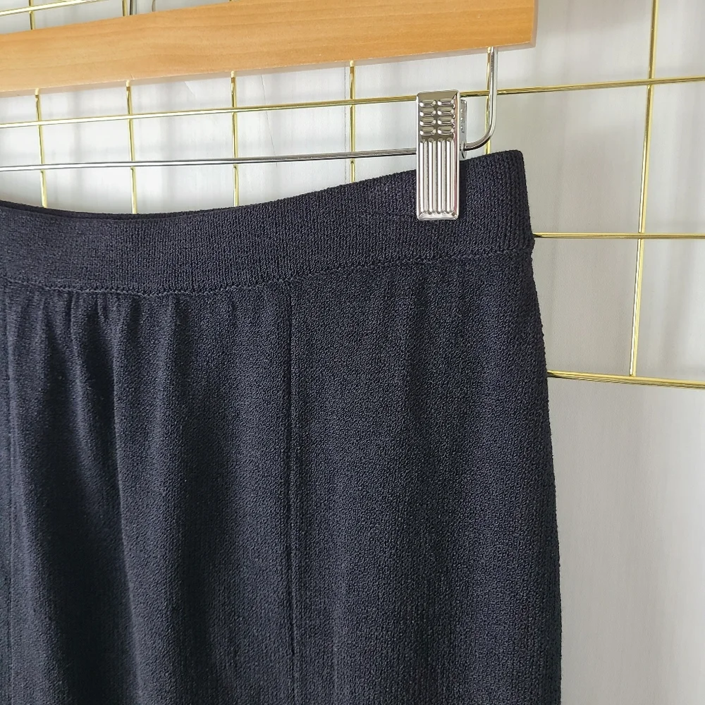 St. John Evening Santana Knit Contrast Ruffled Hem Quiet Luxury Skirt